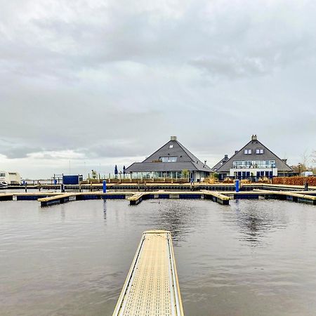 Houseboat Blue Sneekermeer Offingawier Bagian luar foto