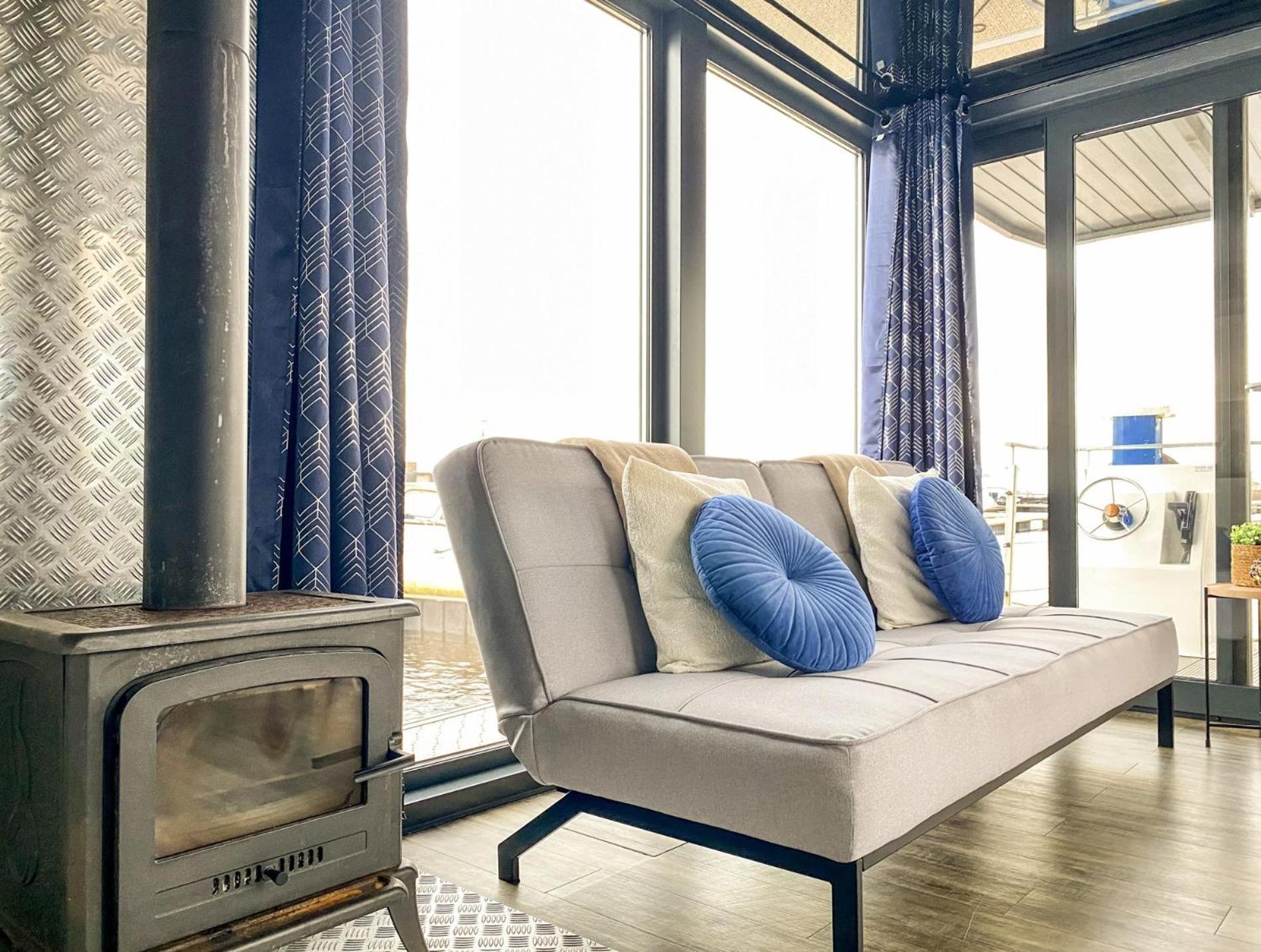 Houseboat Blue Sneekermeer Offingawier Bagian luar foto