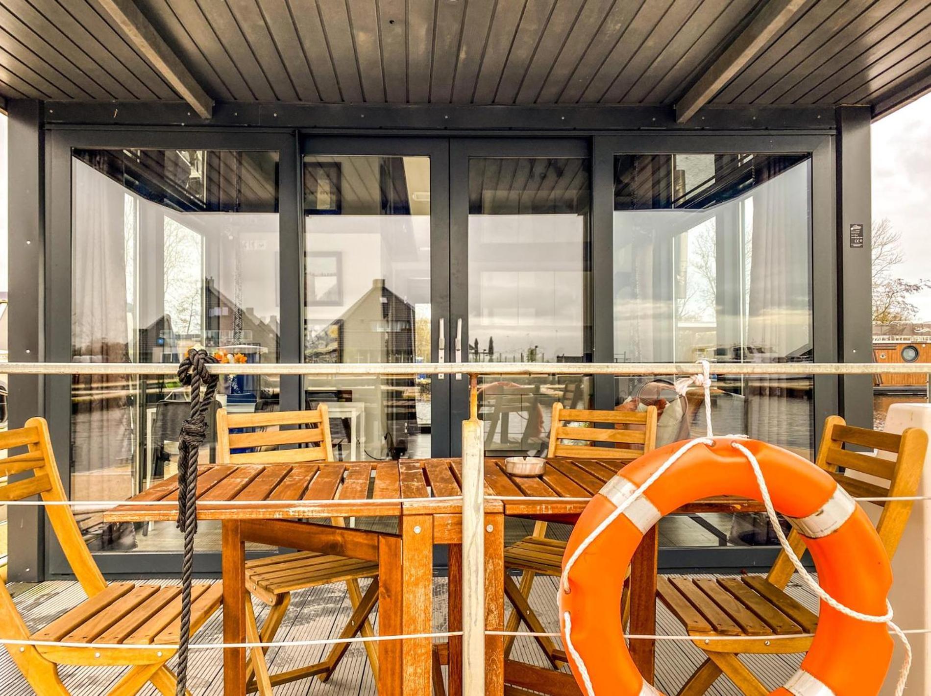 Houseboat Blue Sneekermeer Offingawier Bagian luar foto