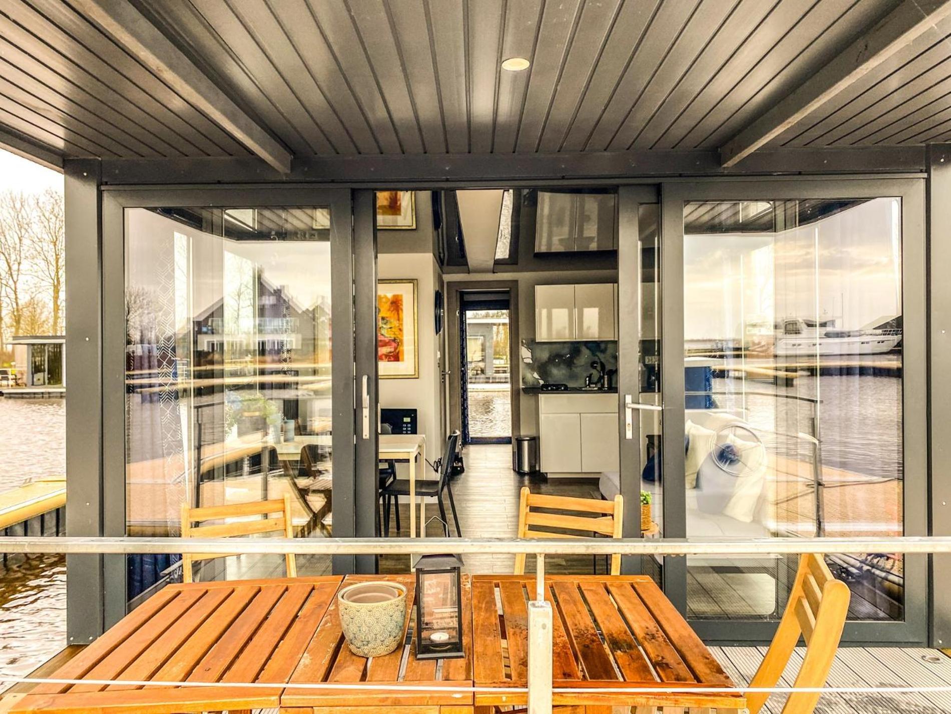 Houseboat Blue Sneekermeer Offingawier Bagian luar foto