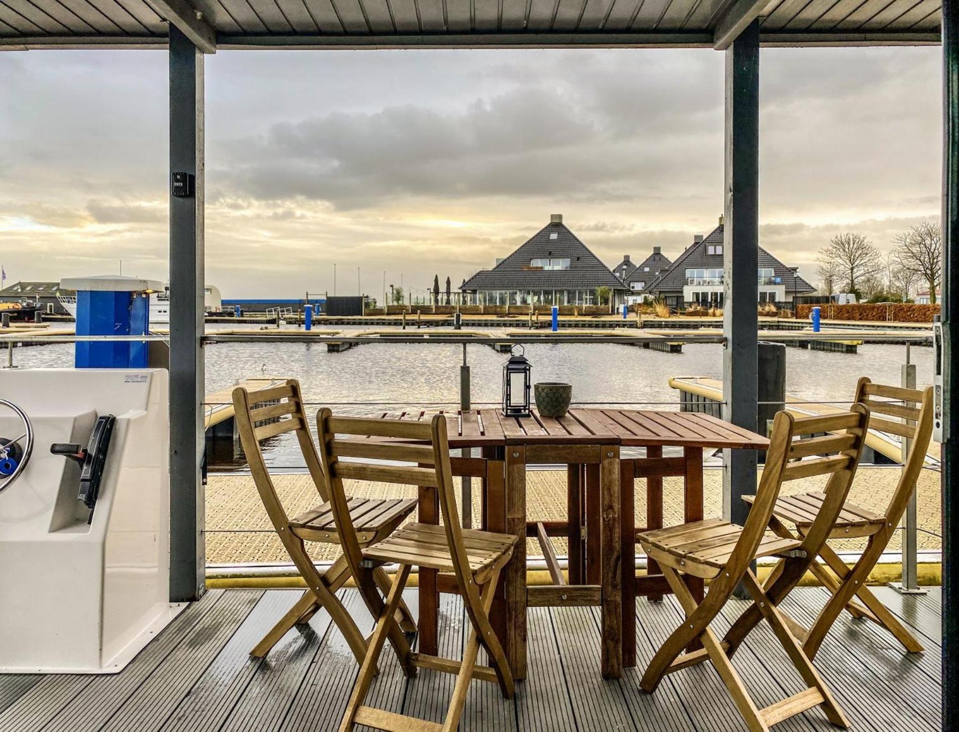 Houseboat Blue Sneekermeer Offingawier Bagian luar foto